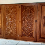 proyek pintu penyekat kayu