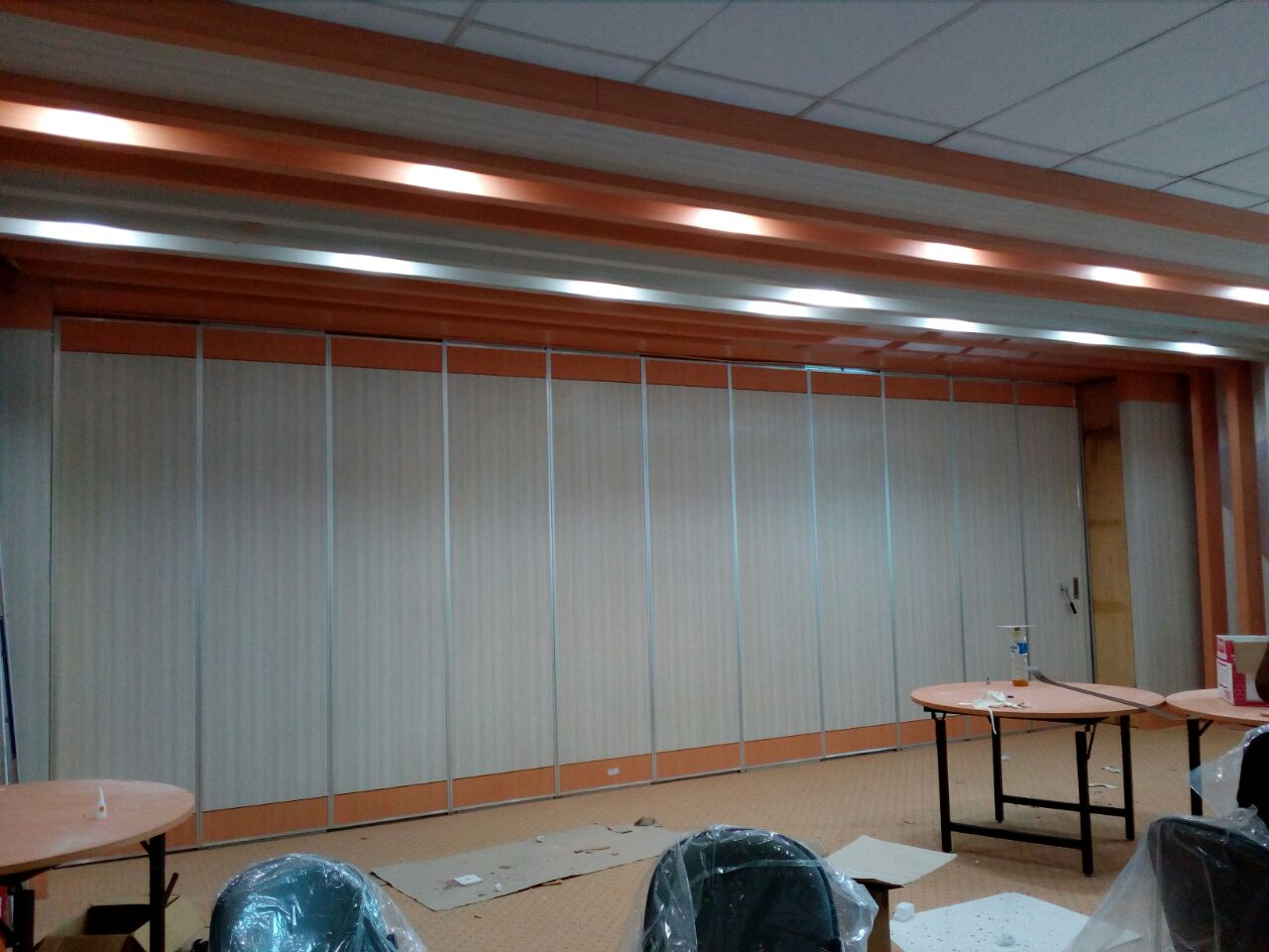 Partisi Ruangan untuk Hotel dan Kantor