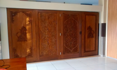 Pintu Lipat kayu ukiran